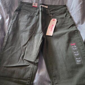 Levi's Women's Green Mid-Rise Skinny Jeans 29 x 32 NEW WITH TAGS